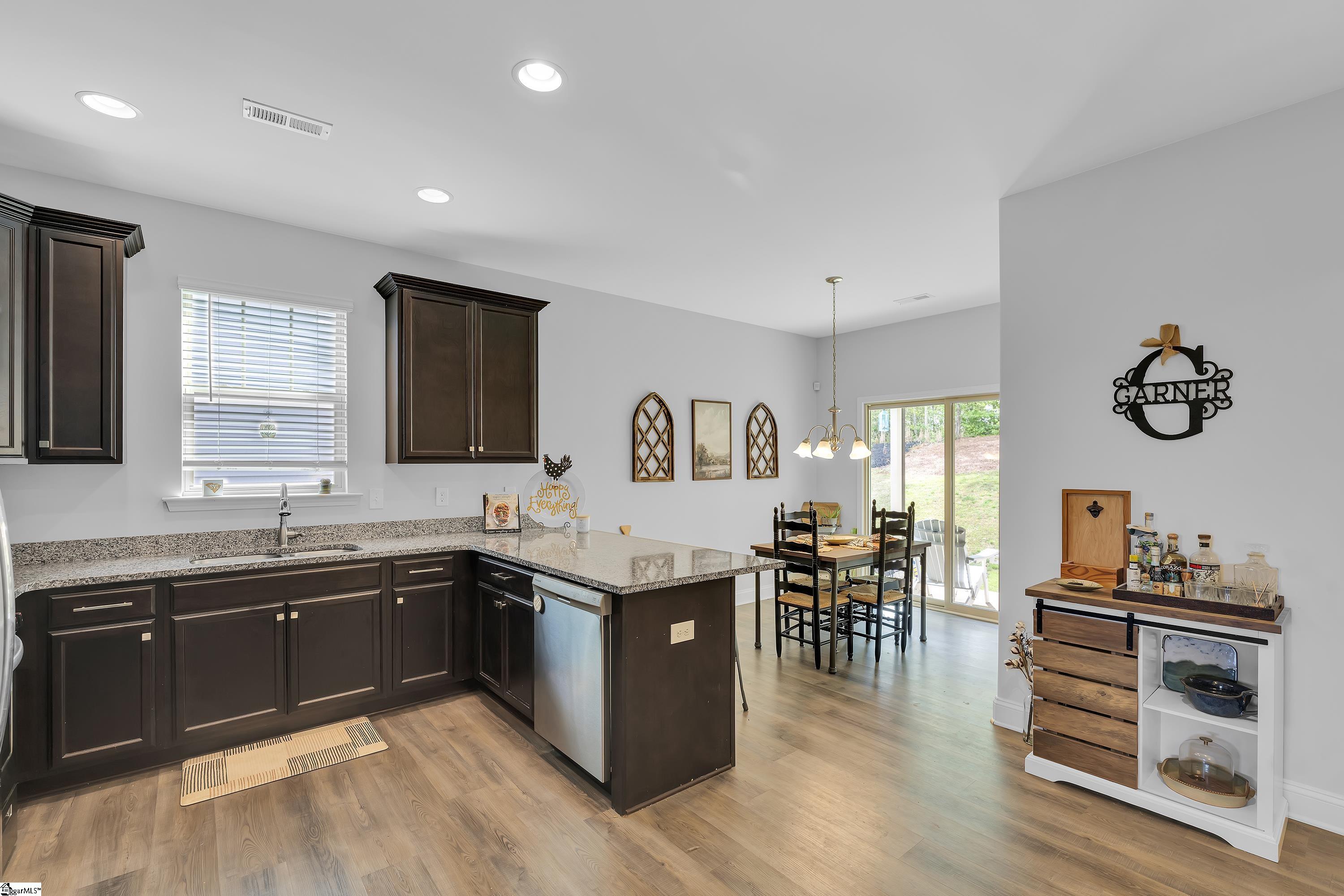 122 River Trace Loop Simpsonville, SC 29680 - Photo 9 of 24