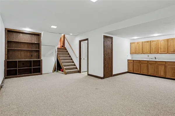 $299,900 | 45 Kings Gate South, Irondequoit, NY 14617