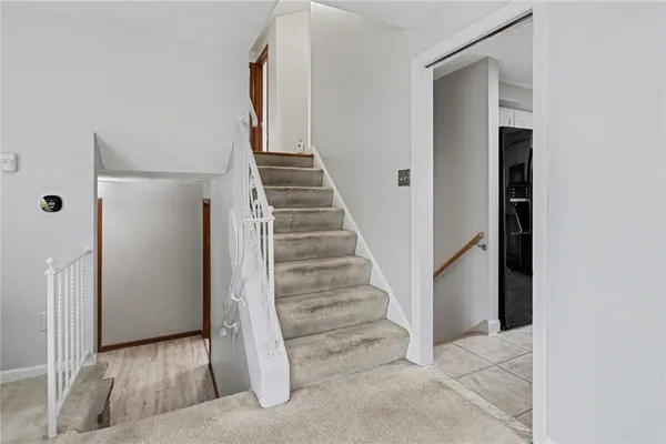 $299,900 | 45 Kings Gate South, Irondequoit, NY 14617