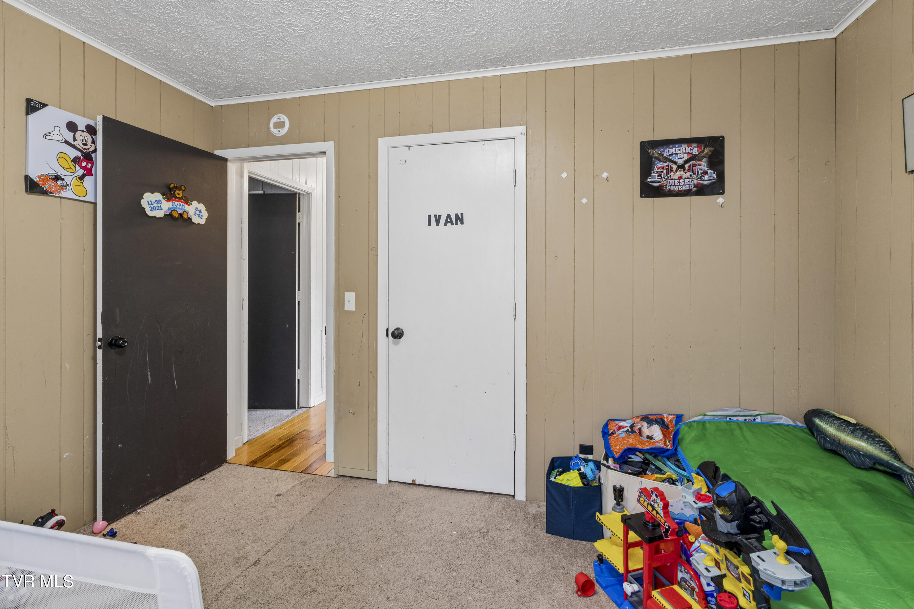 1401 Charity Hill Road Elizabethton, TN 37643 - Photo 14 of 25 Charity-12