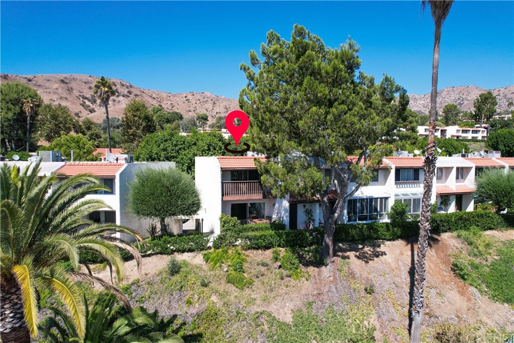 7739 Vía Capri Burbank, CA 91504 - Photo 29 of 33