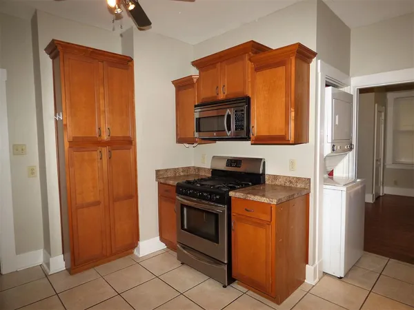 $1,795 | 447 Dickinson Street, Memphis, TN 38112