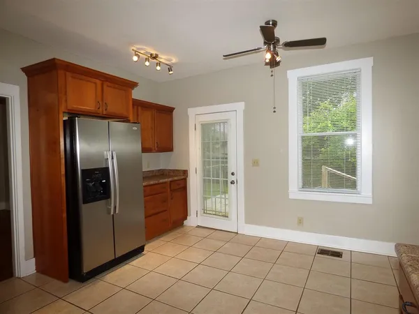 $1,795 | 447 Dickinson Street, Memphis, TN 38112