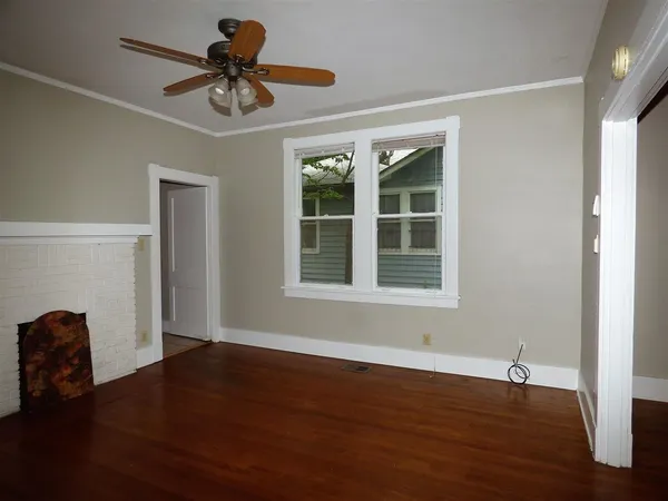 $1,795 | 447 Dickinson Street, Memphis, TN 38112