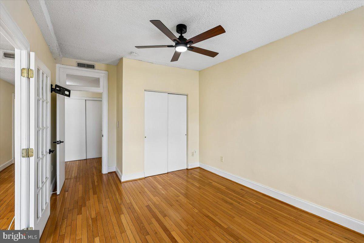 1401 Columbia Road Northwest, Unit 410 Washington, DC 20009 - Photo 19 of 27