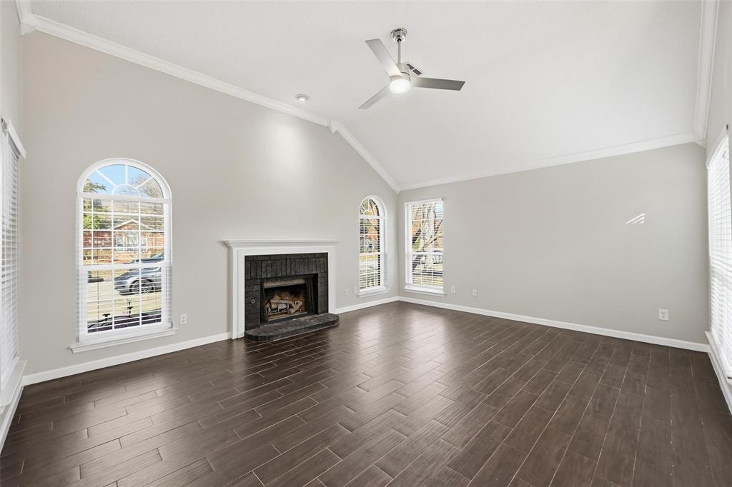 7514 Estates Way Rowlett, TX 75089 - Photo 4 of 31