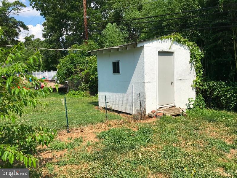 1812 Colmar Road Baltimore, MD 21207 - Photo 25 of 26