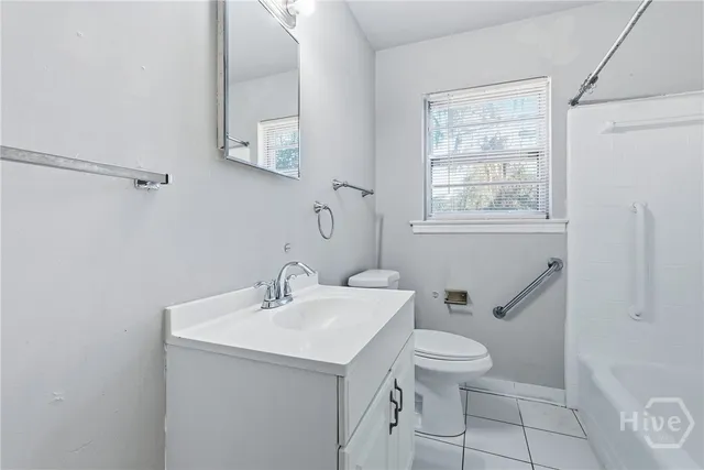 $2,100 | 2 La Brea Boulevard, Savannah, GA 31419