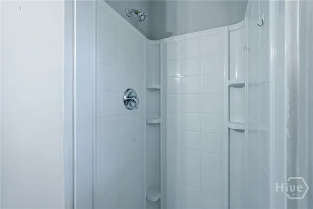 $2,100 | 2 La Brea Boulevard, Savannah, GA 31419