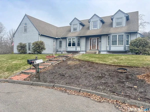 $569,000 | 10 Boris Court, Meriden, CT 06450