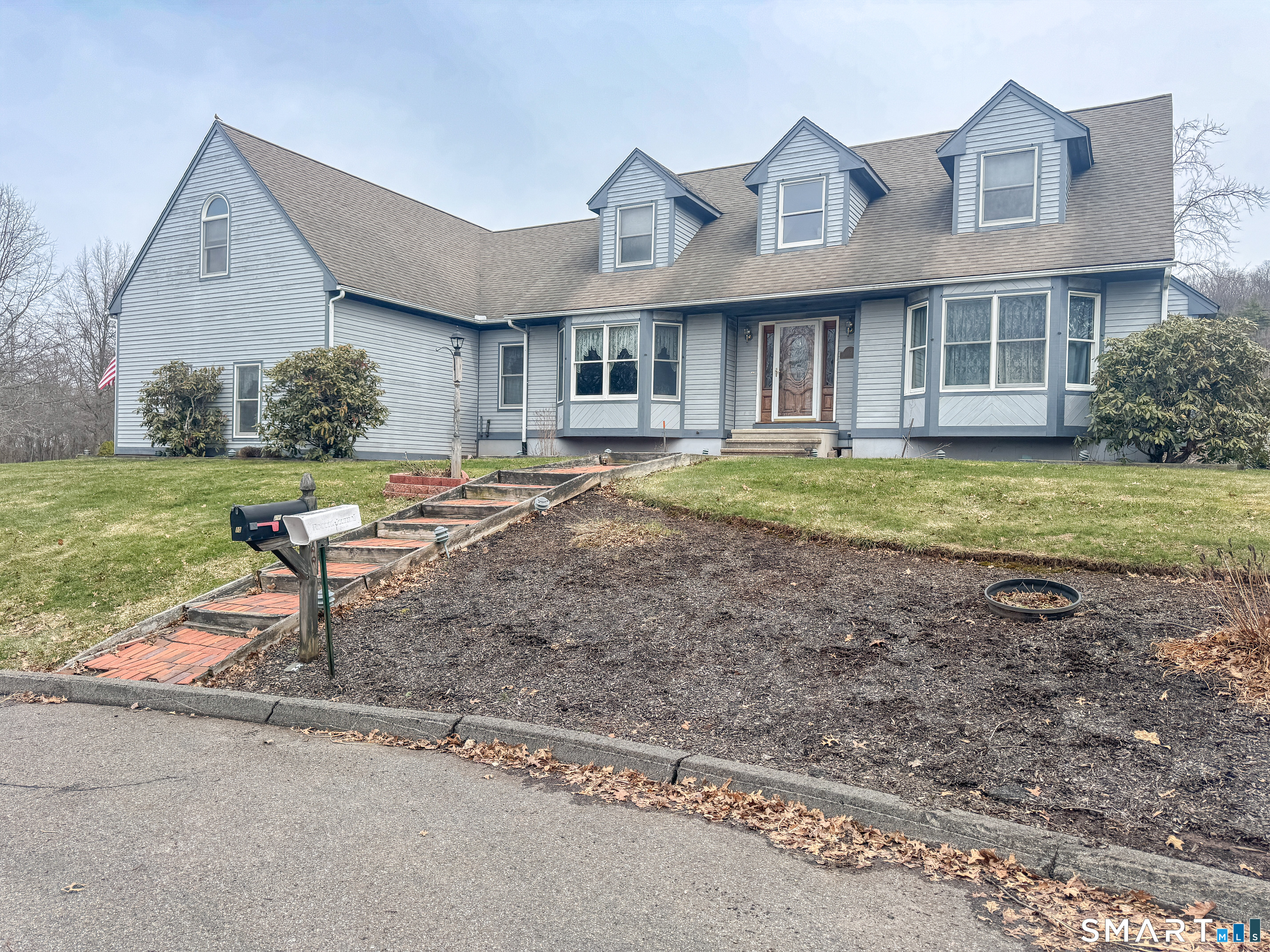 10 Boris Court Meriden, CT 06450 - Photo 2 of 38