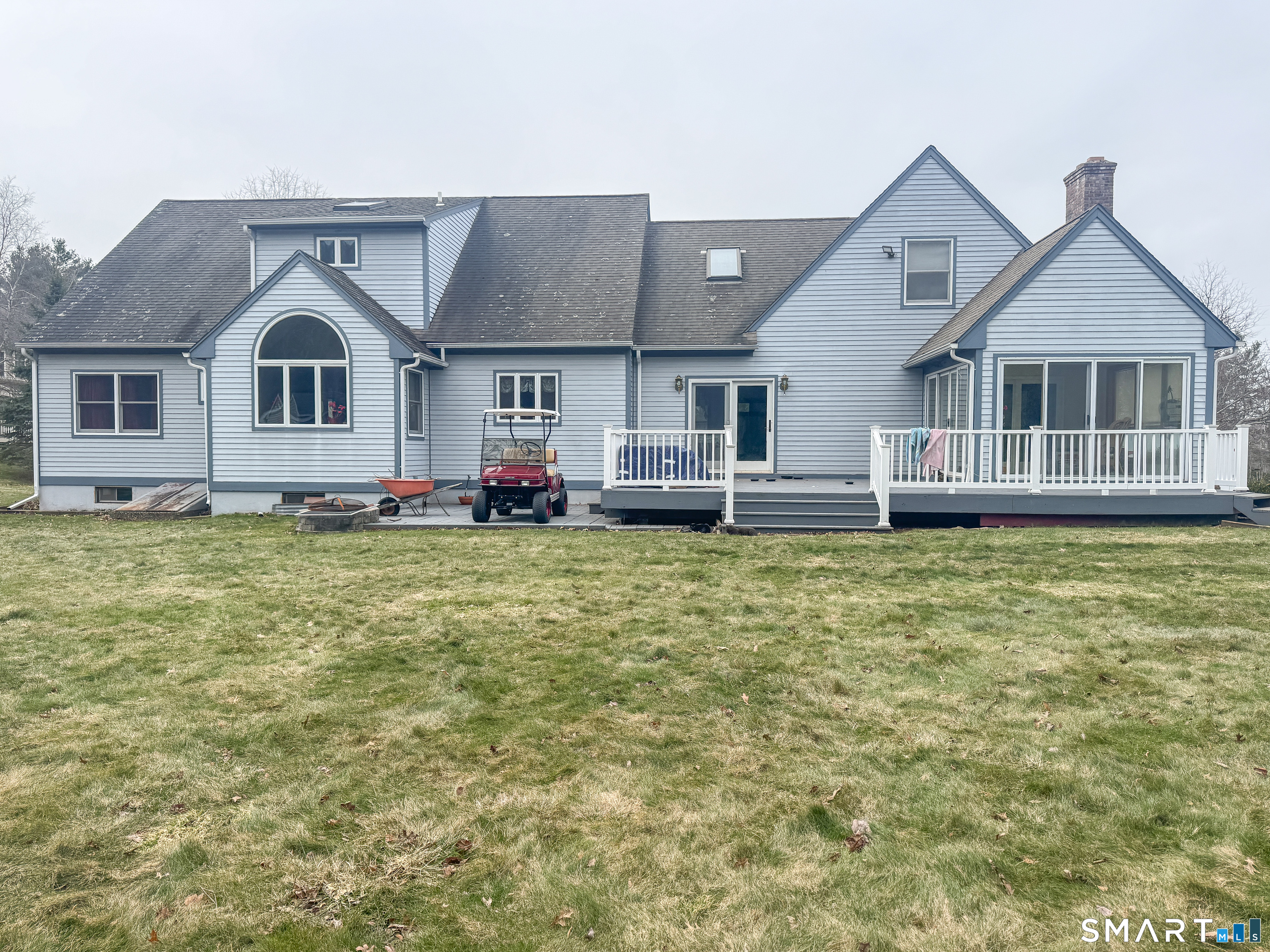 10 Boris Court Meriden, CT 06450 - Photo 4 of 38