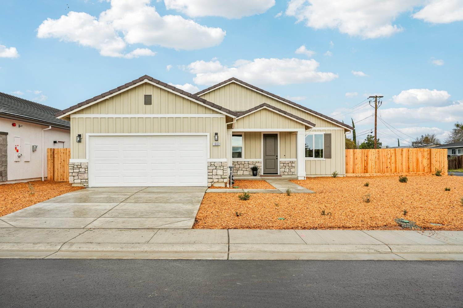 1633 Hansen Ranch Road Olivehurst, CA 95961 - Photo 2 of 32