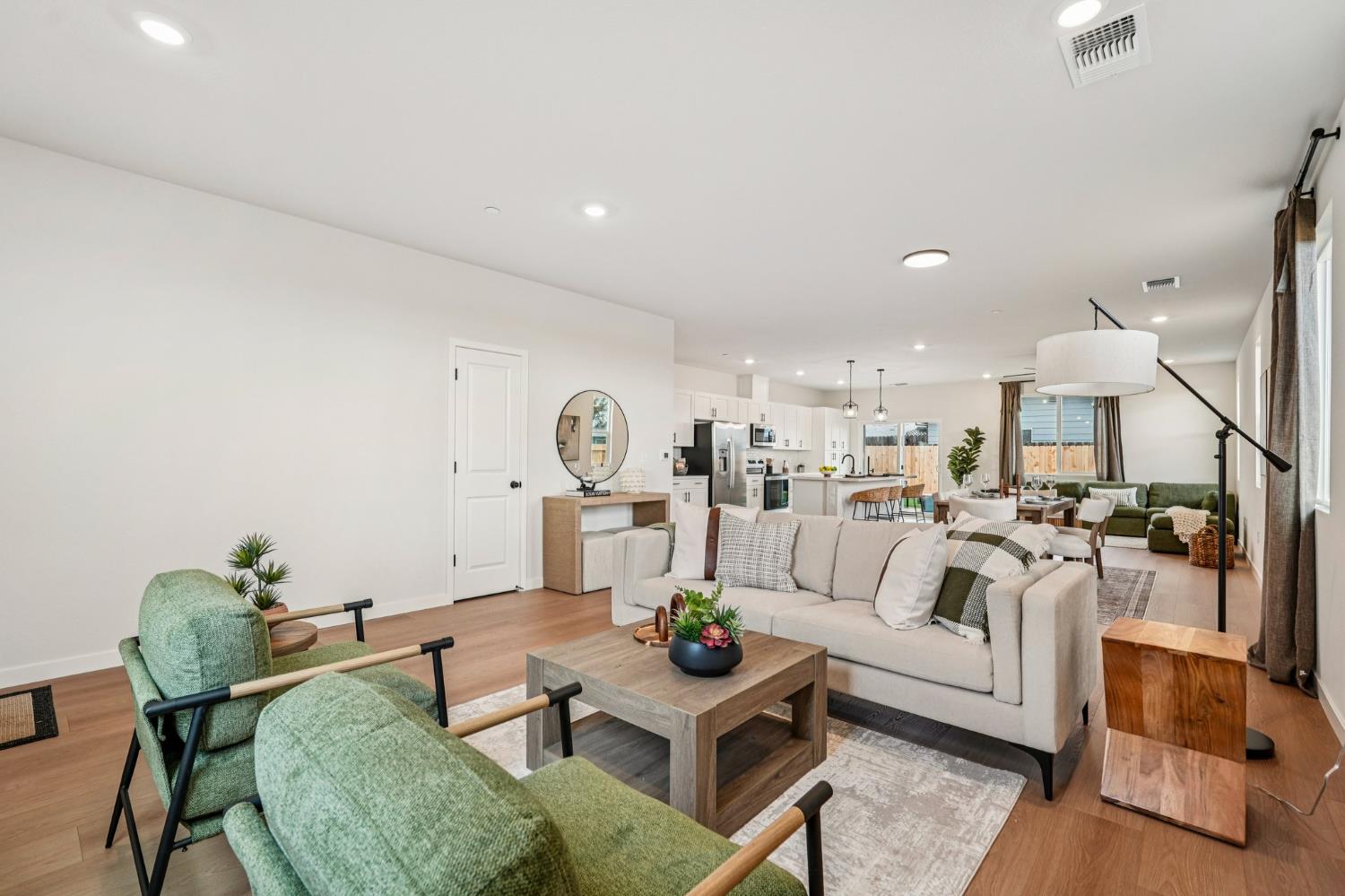 1633 Hansen Ranch Road Olivehurst, CA 95961 - Photo 6 of 34 Image is of model home. Please see agent for colors, options and upgrades specific to this homesite.