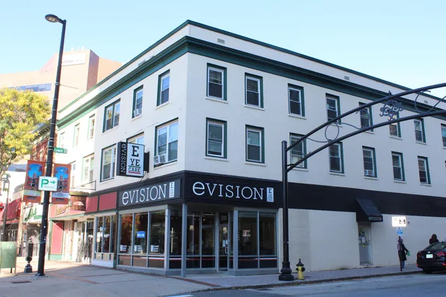 $1,900 | 1101 Elm Street, Unit 310, Manchester, NH 03101