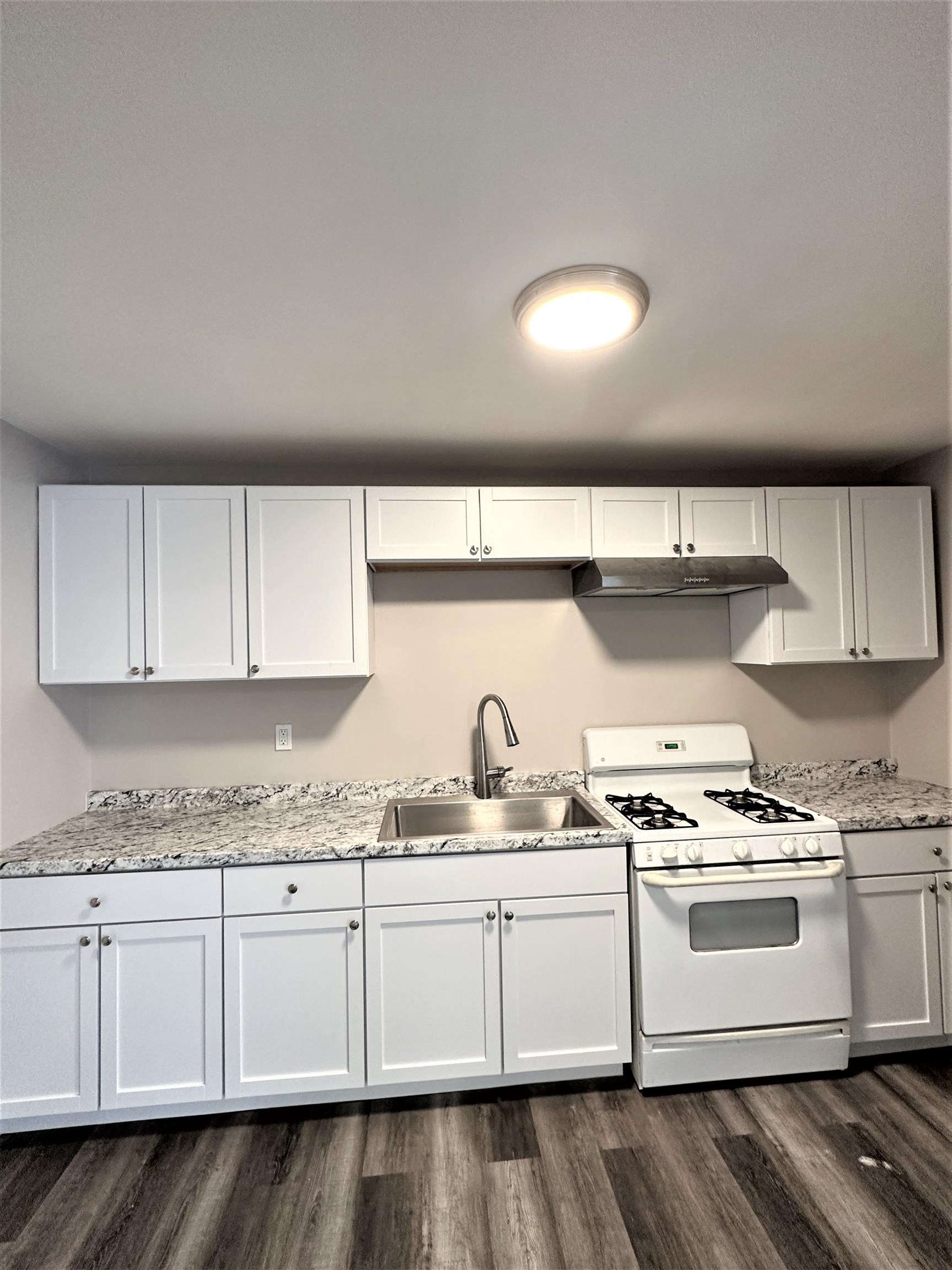 1101 Elm Street, Unit 310 Manchester, NH 03101 - Photo 6 of 8