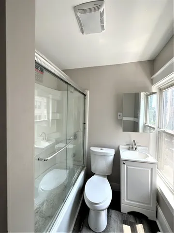 $1,900 | 1101 Elm Street, Unit 310, Manchester, NH 03101