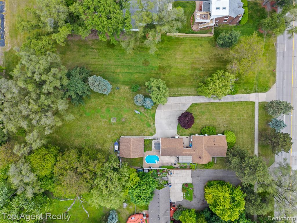 27320 Ryan Road Warren, MI 48092 - Photo 30 of 33 Gallery Image 30