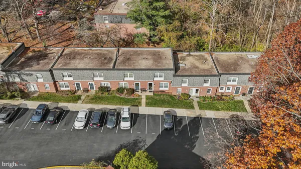 $399,900 | 5912 Minutemen Road, Unit 295, Springfield, VA 22152