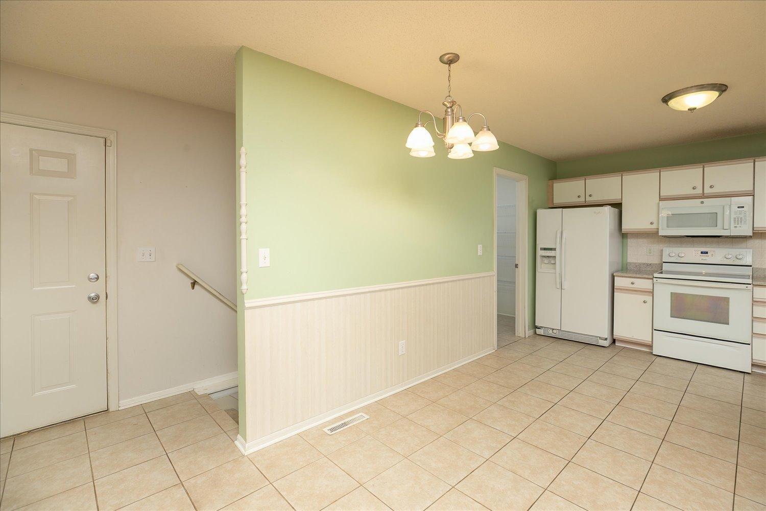 3211 Northern Valley Drive Northeast Rochester, MN 55906 - Photo 9 of 35