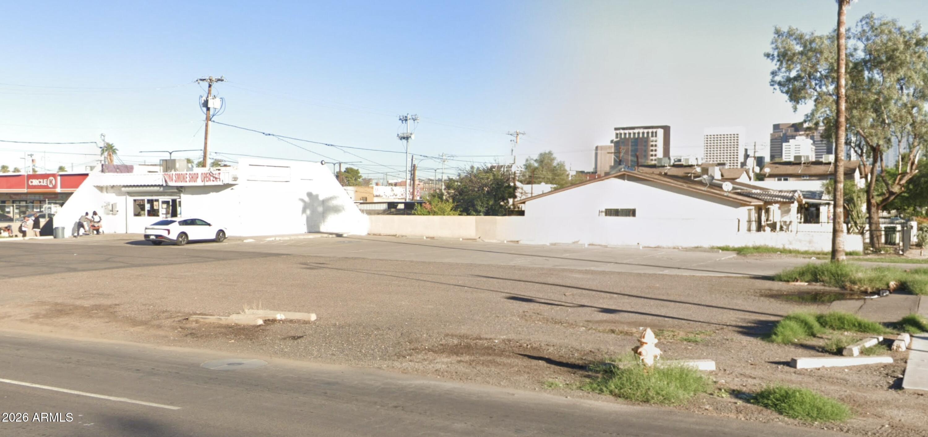 101 East Buckeye Road, Unit 14 Phoenix, AZ 85004 - Photo 5 of 6 Screen Shot 2026-06-08 at 7.43.55 AM