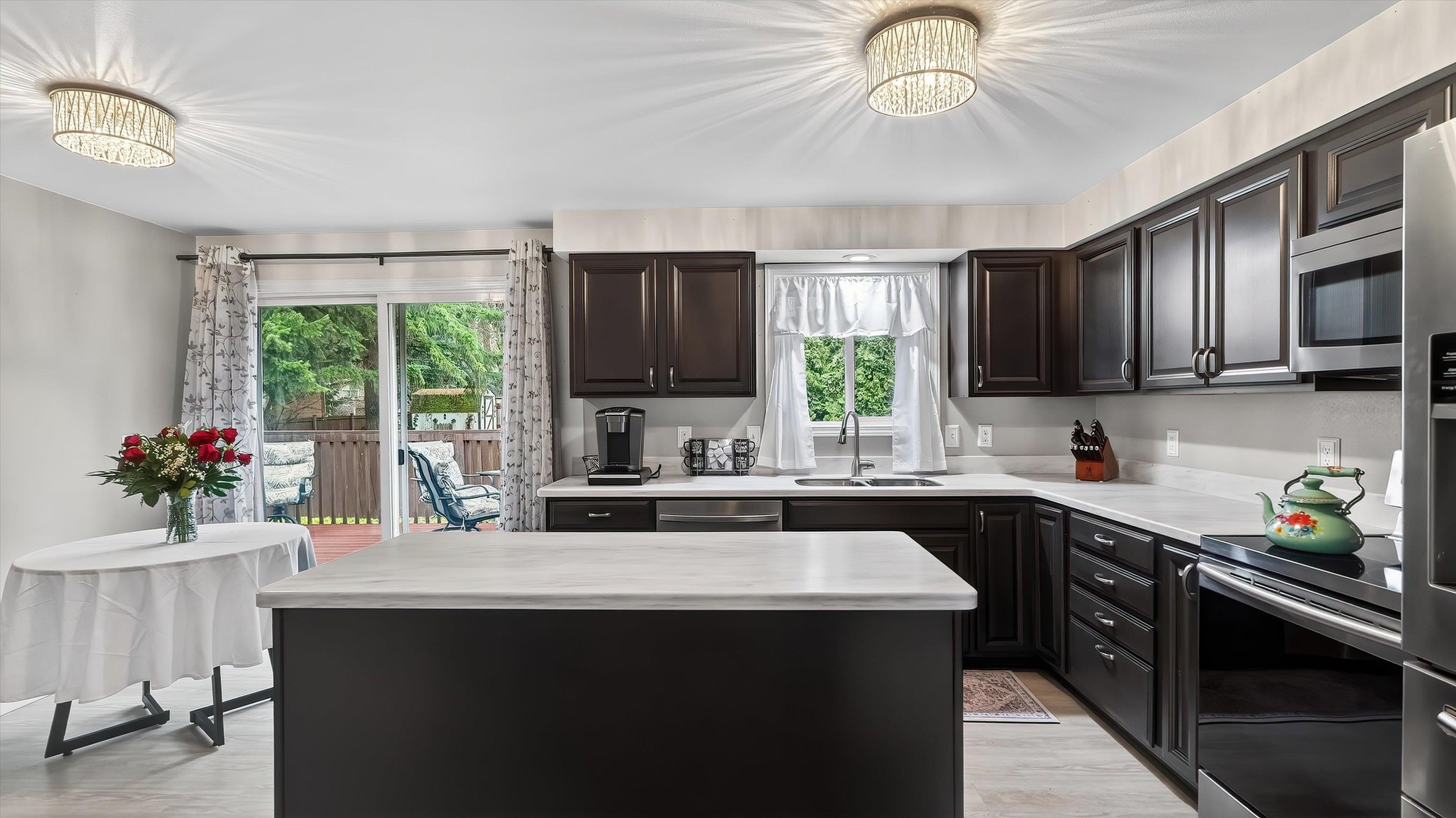 11407 North Post Street Spokane, WA 99218 - Photo 12 of 46