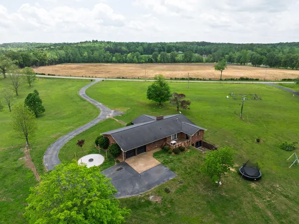 $574,999 | 3080 Bible Hill Road, Parsons, TN 38363