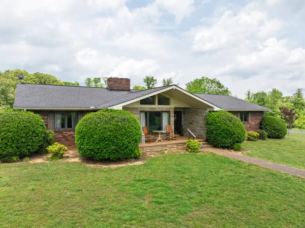 $574,999 | 3080 Bible Hill Road, Parsons, TN 38363