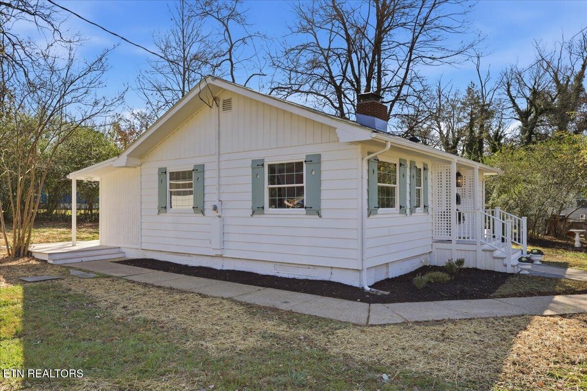 109 Utah Avenue Oak Ridge, TN 37830 - Photo 3 of 31 Gallery Image 3