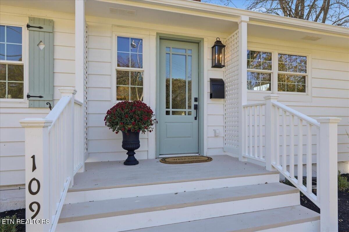 109 Utah Avenue Oak Ridge, TN 37830 - Photo 6 of 31 Gallery Image 6
