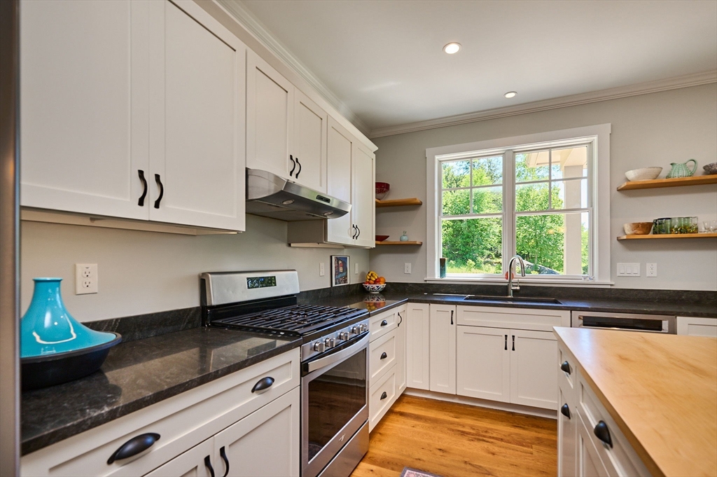 82 Willcutt Road Chesterfield, MA 01012 - Photo 11 of 42