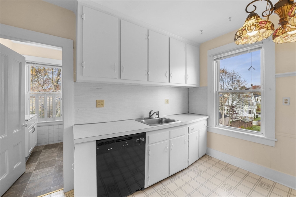 98 Paradise Road Swampscott, MA 01907 - Photo 23 of 37