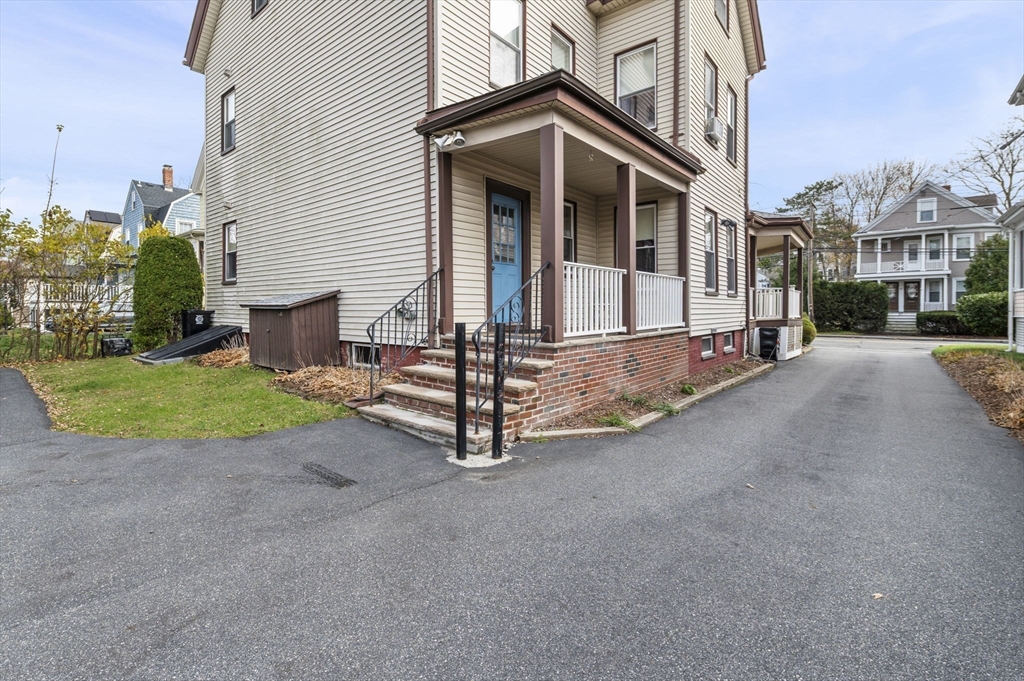 98 Paradise Road Swampscott, MA 01907 - Photo 7 of 37