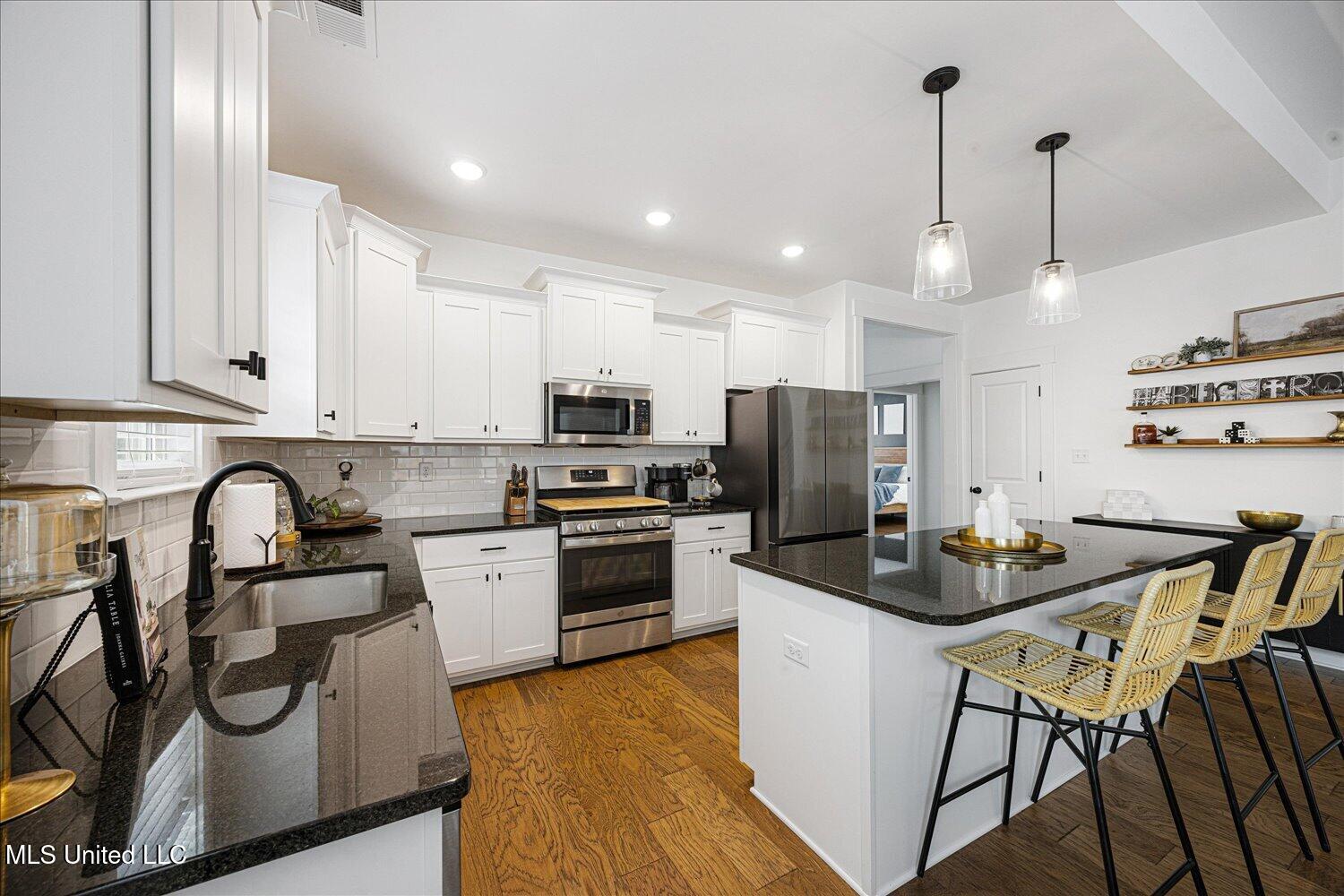 7481 Crosswinds Boulevard Hernando, MS 38632 - Photo 12 of 33 12-11-2779551sj-7481 Crosswinds Blvd