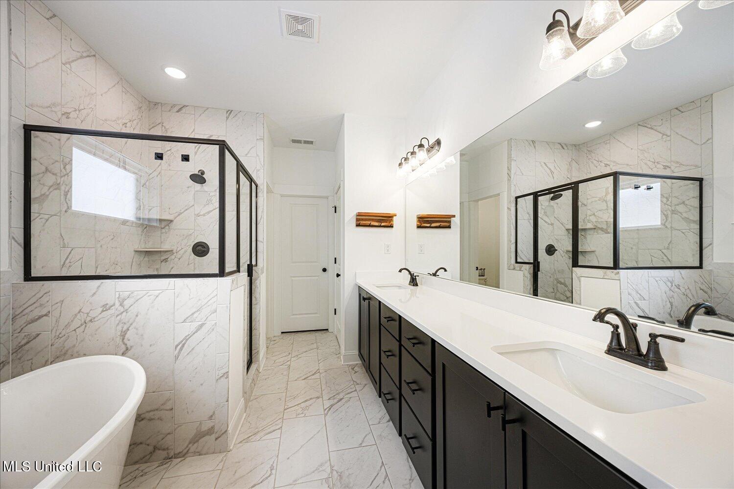 7481 Crosswinds Boulevard Hernando, MS 38632 - Photo 19 of 33 19-18-2779551sj-7481 Crosswinds Blvd