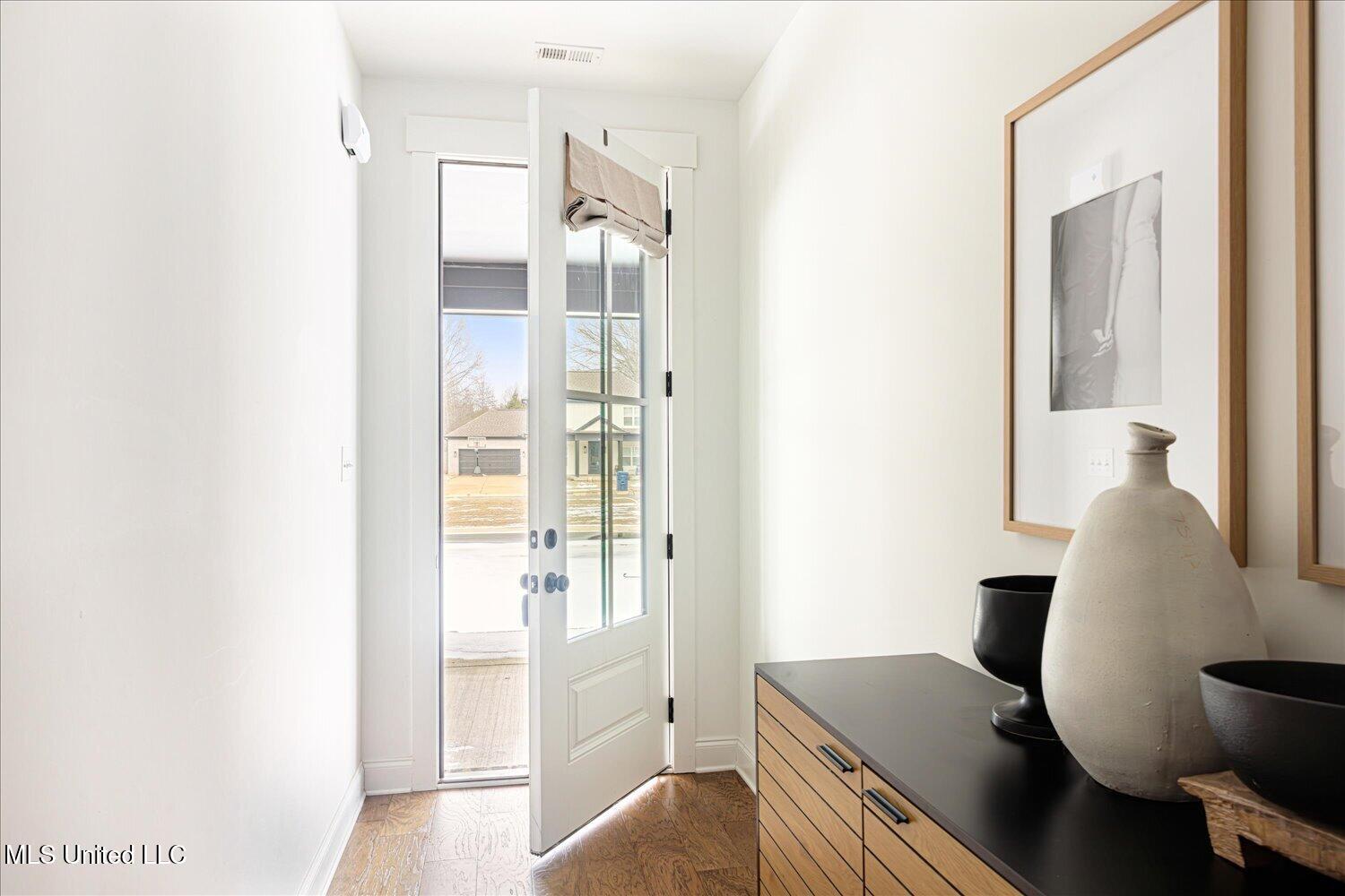 7481 Crosswinds Boulevard Hernando, MS 38632 - Photo 6 of 33 06-05-2779551sj-7481 Crosswinds Blvd