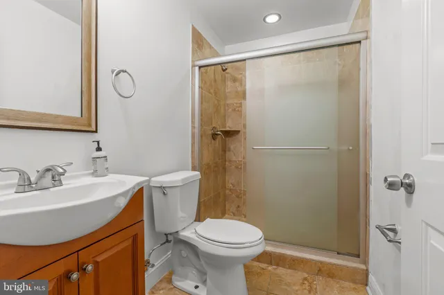 $2,500 | 1419 North 17th Street, Unit A, Philadelphia, PA 19121