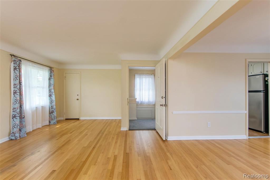 634 Cadieux Road Grosse Pointe, MI 48230 - Photo 6 of 34