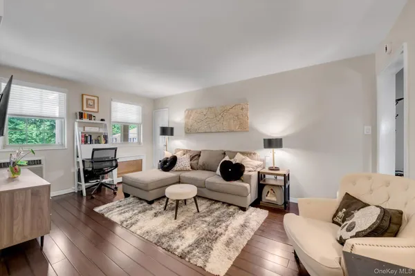 $285,000 | 69-33 210th Street, Unit B | Oakland Gardens