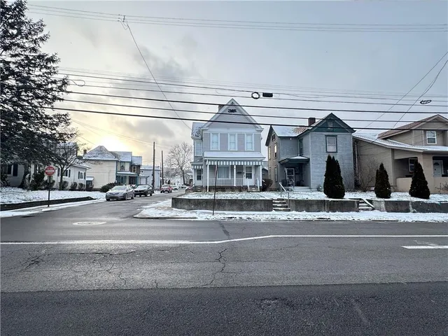 a close up of a shower
