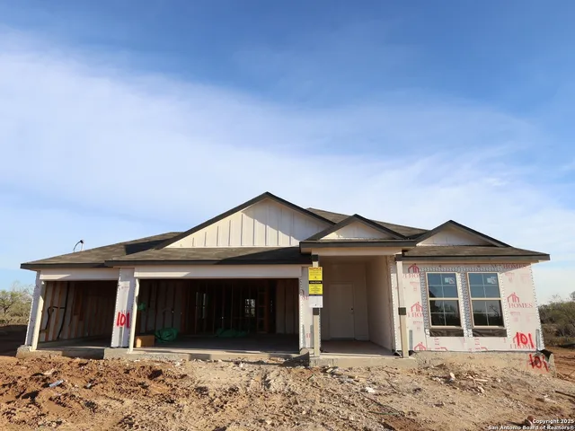 $434,990 | 101 Greeley Drive, Floresville, TX 78114