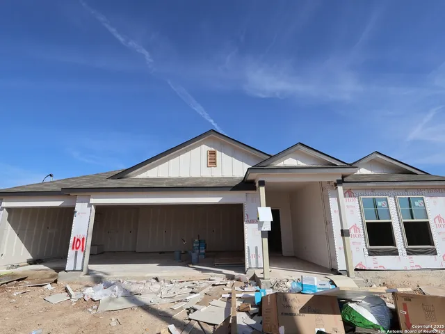 $434,990 | 101 Greeley Drive, Floresville, TX 78114