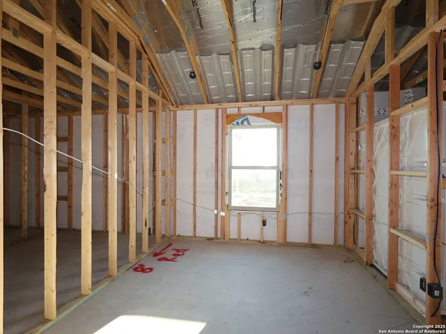 $434,990 | 101 Greeley Drive, Floresville, TX 78114