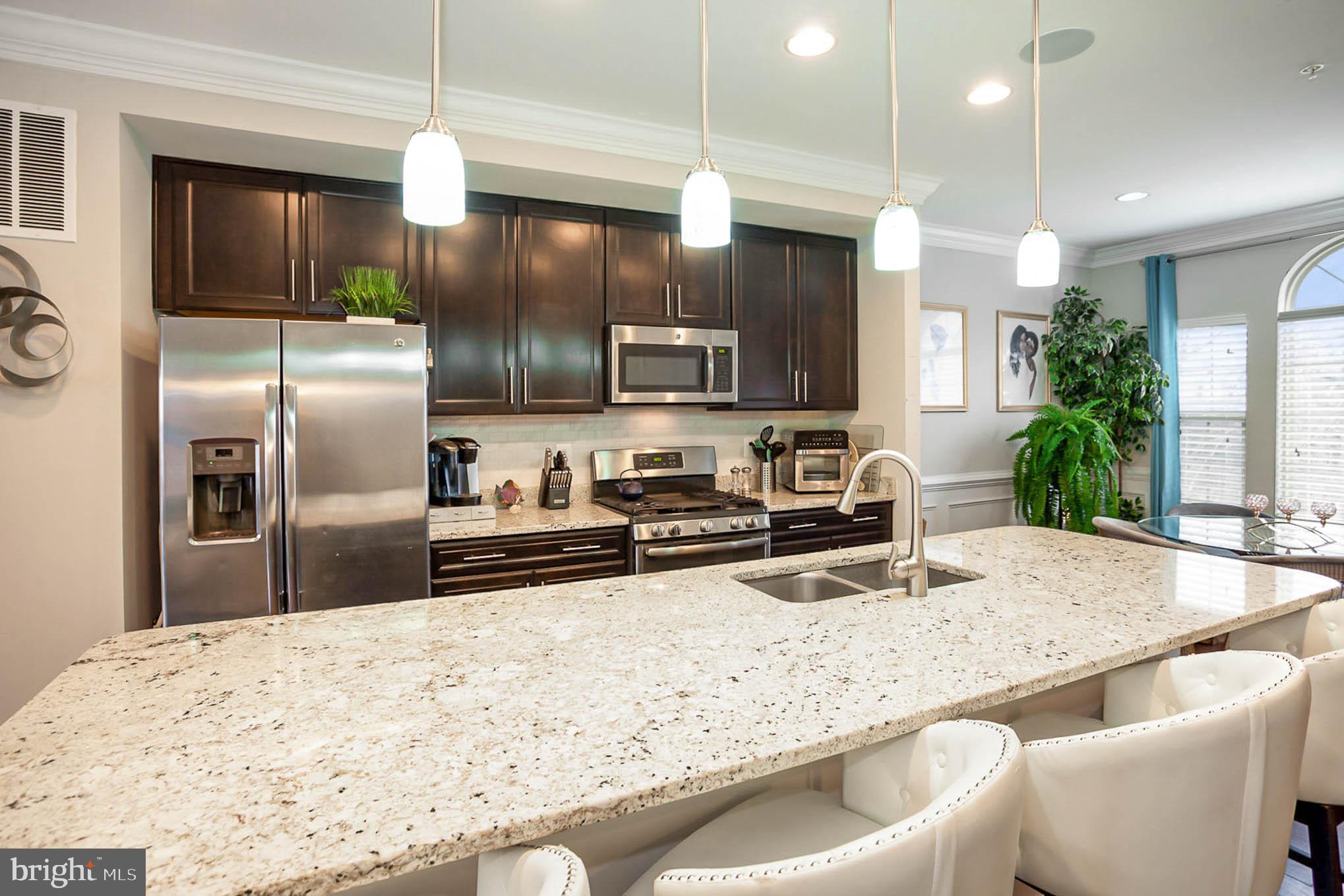 3421 Pintail Road Baltimore, MD 21222 - Photo 14 of 42 Large Island with Granite