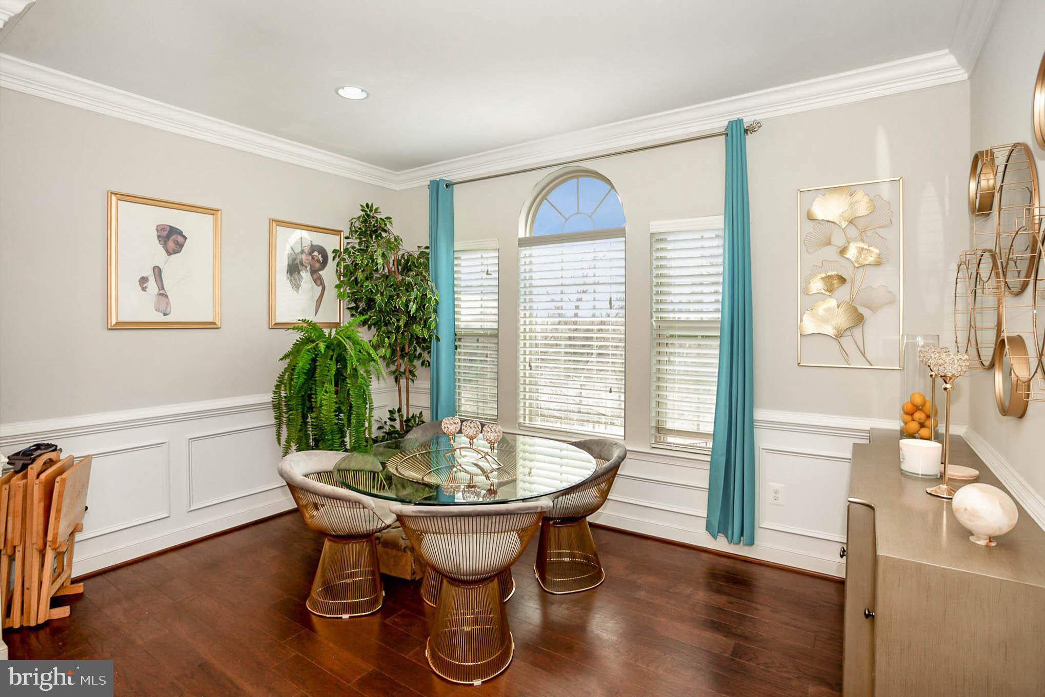 3421 Pintail Road Baltimore, MD 21222 - Photo 18 of 42 Plenty of room for Eating area