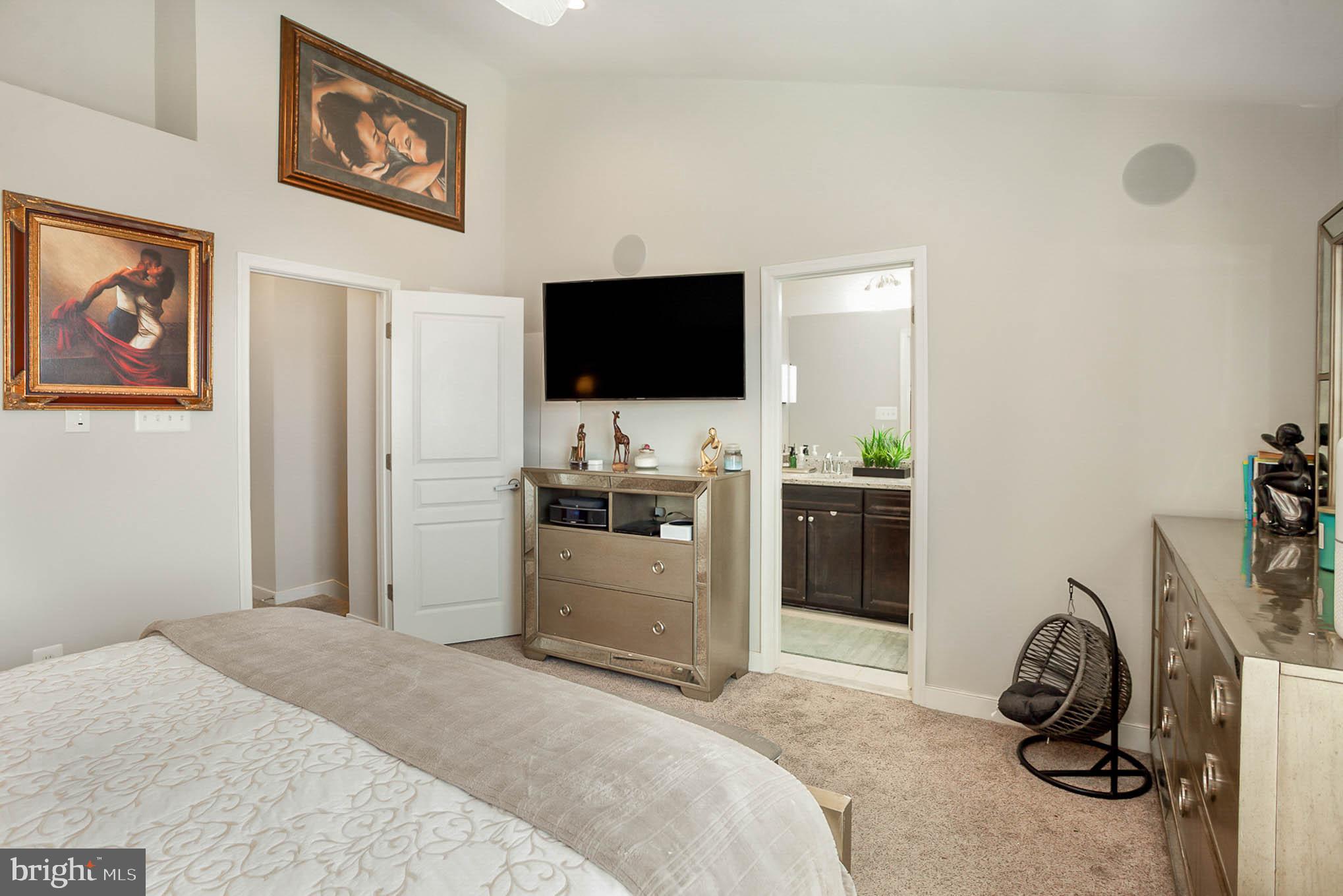 3421 Pintail Road Baltimore, MD 21222 - Photo 24 of 42 Primary bedroom with bath & walk in closet