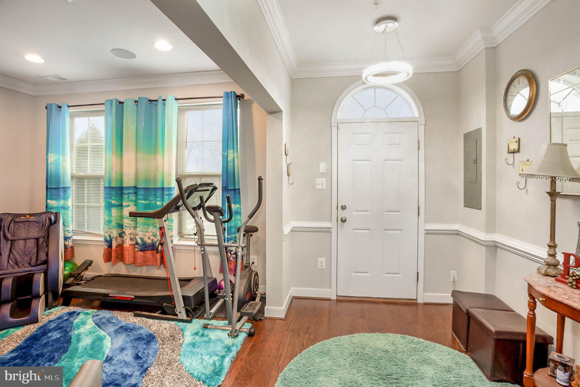 Hardwood Foyer