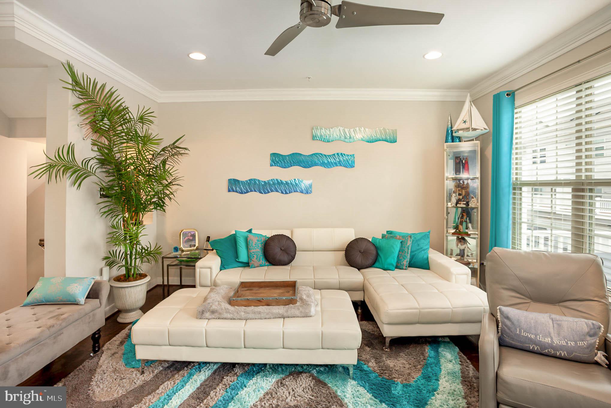 3421 Pintail Road Baltimore, MD 21222 - Photo 10 of 42 Living Room with Fan