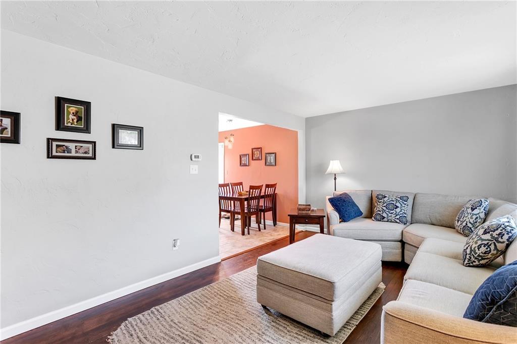 124 Firestone Road Greensburg, PA 15601 - Photo 3 of 23 Gallery Image 3