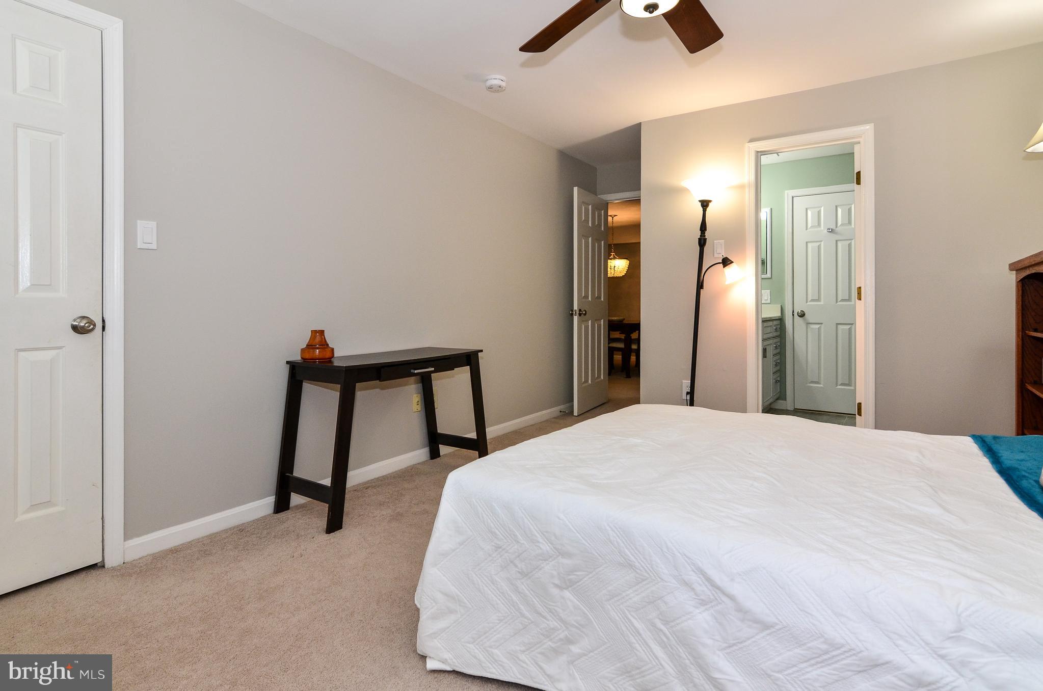 2217 Lovedale Lane, Unit C Reston, VA 20191 - Photo 17 of 37 Guest room